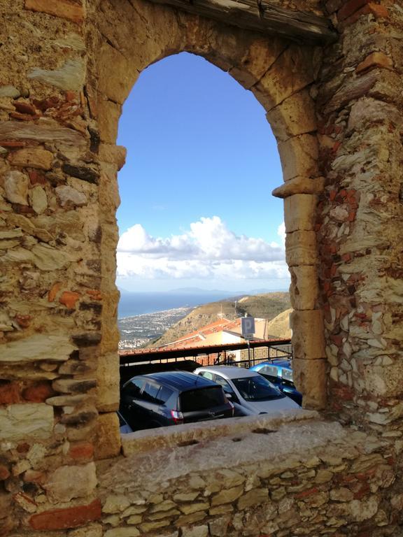 Appartamenti Vacanze Mareemare Capo dʼOrlando Exterior foto